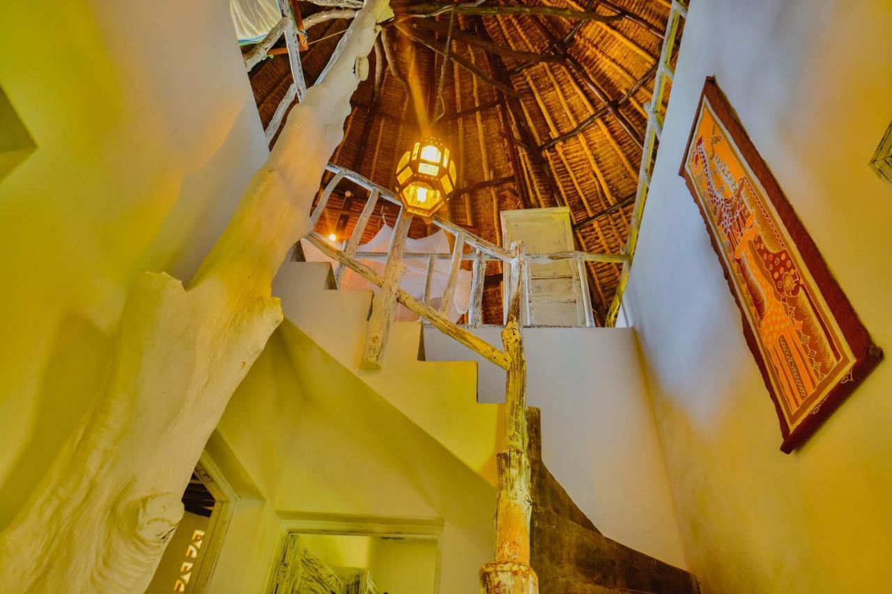 디아니 해변 Upani In Diani B&B 외부 사진