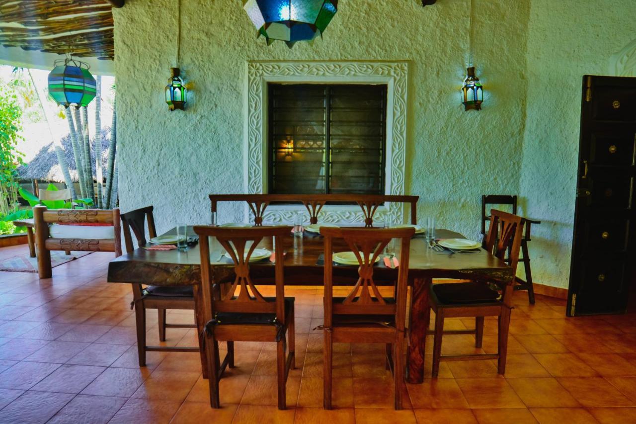 디아니 해변 Upani In Diani B&B 외부 사진