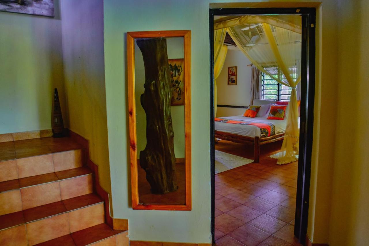 디아니 해변 Upani In Diani B&B 외부 사진